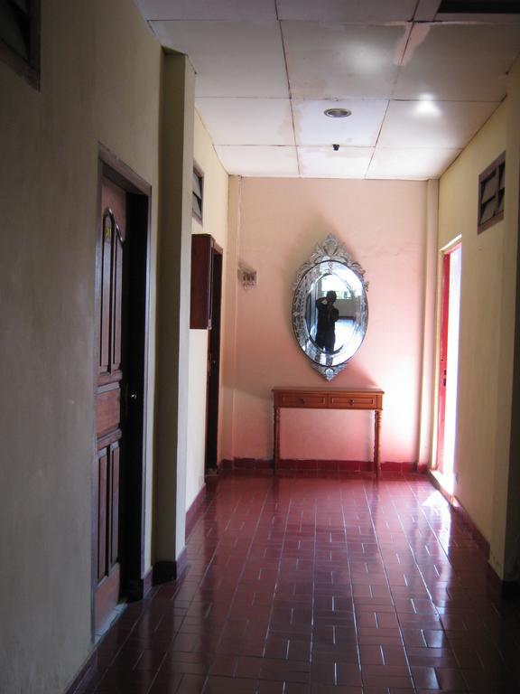 Le Paradis Hotel Palembang Eksteriør bilde