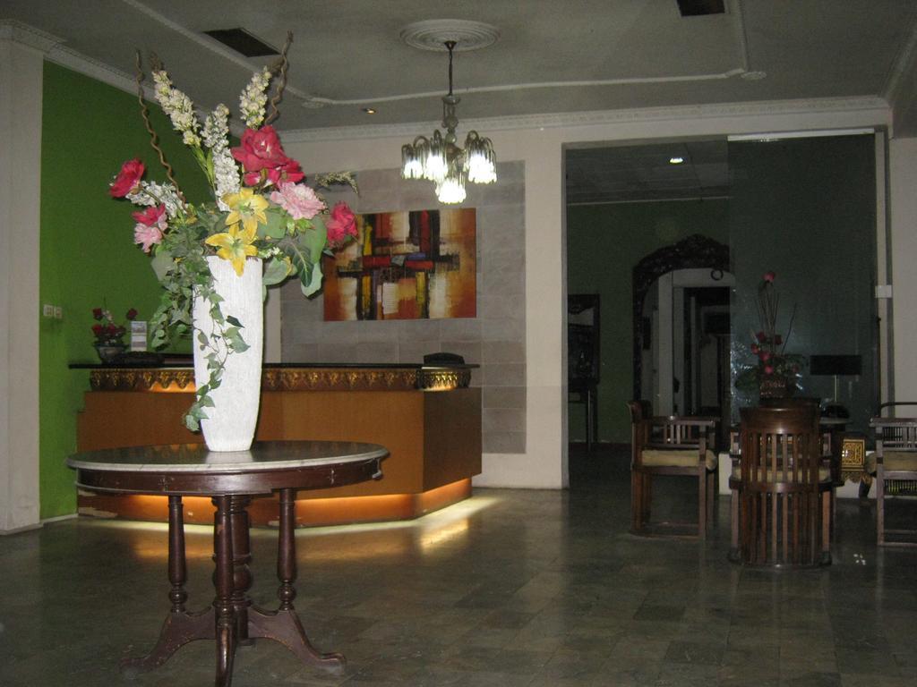 Le Paradis Hotel Palembang Eksteriør bilde